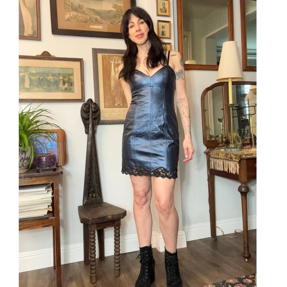 West Coast Leather dress fitted soft leather fully lined scalloped lace trim - Picture 2 of 9